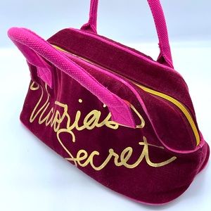 This is a velvet VS “The Sexiest on Earth” bag.
Makeup bag, small tote.